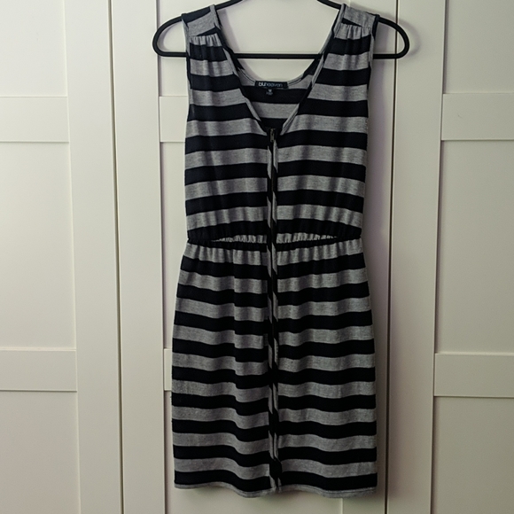 ❄️ 3/$35 Blue & Grey Striped Dress